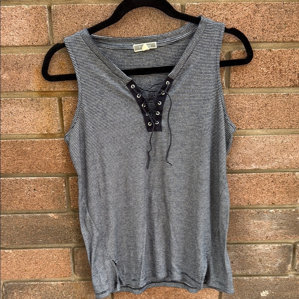 Pleione Black and White Stripe Tank Top Size Medium